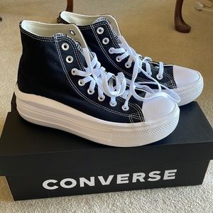 NWOT Converse High Top Chuck Taylor All Star Move Platform